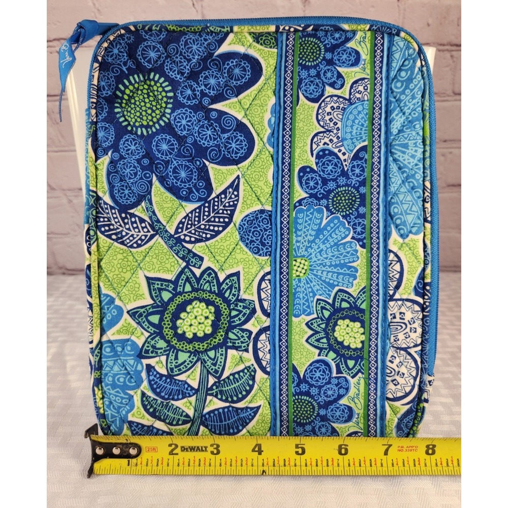 Vera Bradley | Tech Case, Sleeve, Cover - Tablet/eReader | Retired Daisy Pattern